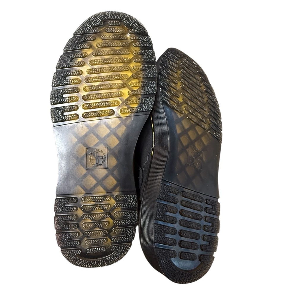 Dr. Martens Carlson Slingback Mule - Black
9 - Picture 9 of 13